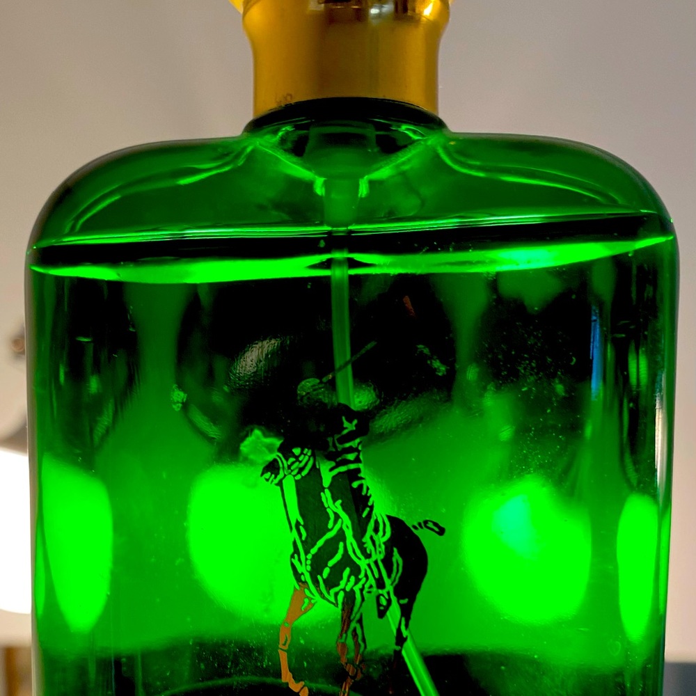 4 oz original Ralph Lauren Polo green.  Spray tester bottle